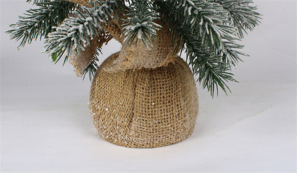 Kleine kerstversieringen met jute houten basis