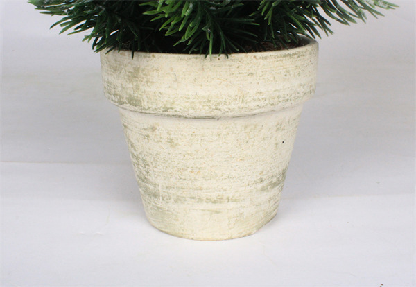 Kleine kerstversieringen in Paper Pot Snow Finish